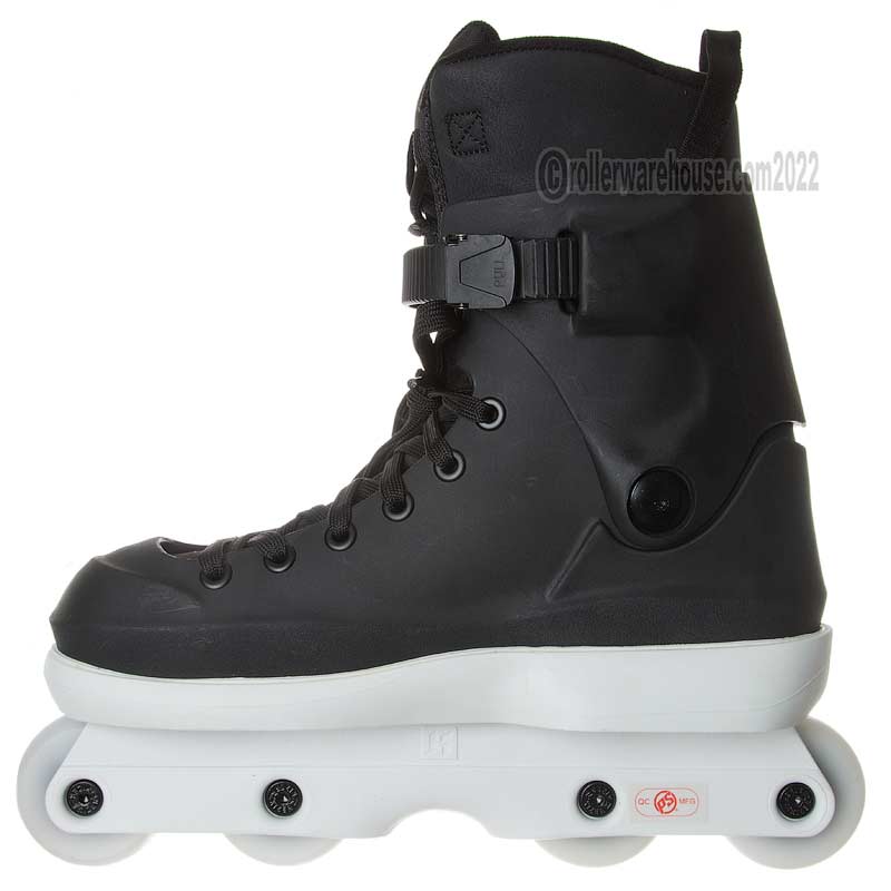 A black inline skate boot with a white wheelbase, featuring a lace-up front, ankle strap, and four wheels.