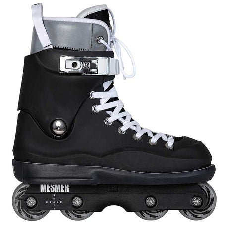 Introducing the Mesmer TS3, our third team skate. 
All black Mesmer skate with chrome trimmings and reflective liner

Specifications:
- Reflective 3M liner
- Premium 60 mm wheels 90A outside 95A inside
- Kizer Fluid V frame
- Wicked bearings Abec 9 
Rollerblade. rollerblading. Aggressive inline skate. Aggressive inline skating.