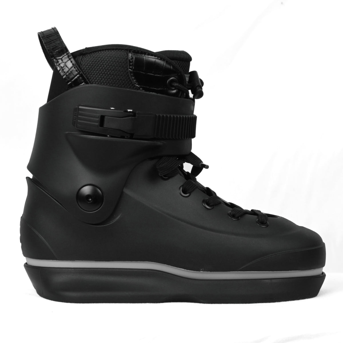 The Black Omni V3 is a Black Shell and Black soul plate with Grey highlights. and also includes the same new V3 liner