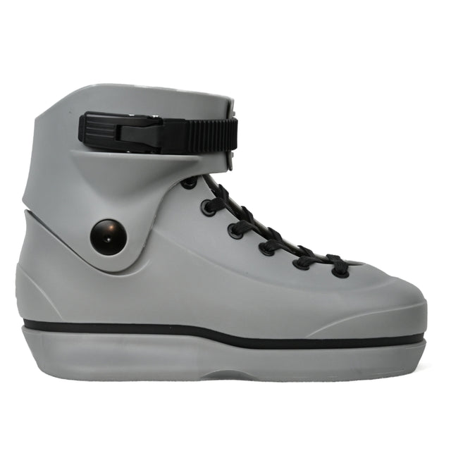Stefan Brandow Omni V3. This is Stefan’s first pro skate, and the response has been incredible. His promo video is our most viewed on our YouTube channel, and the announcement post is sitting at 880 shares on Instagram

The Stefan Brandow Omni V3 is a Grey Shell with Grey soul plates and black highlights. 